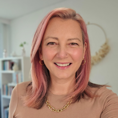 Leisa Wood - Experienced Marketing Coach with 25 years experience in marketing, advertising and media is on a mission to share insightful marketing know-how with everyone through The Marketing Mentor